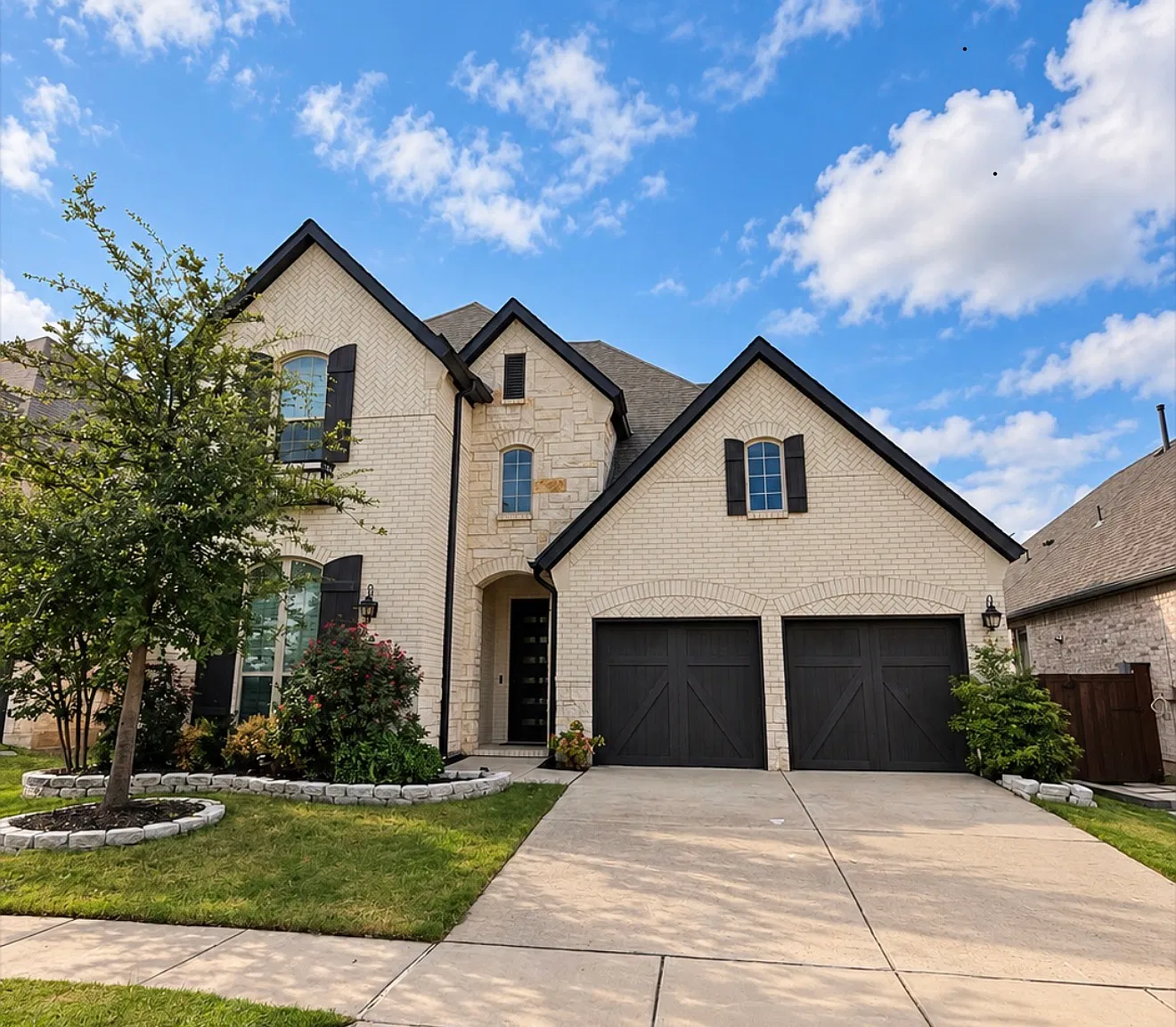 4 bed, 3519 sqft, $4,400 — Photo 1