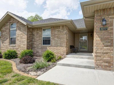 3277 E Colonial St, Republic, MO, 65738
