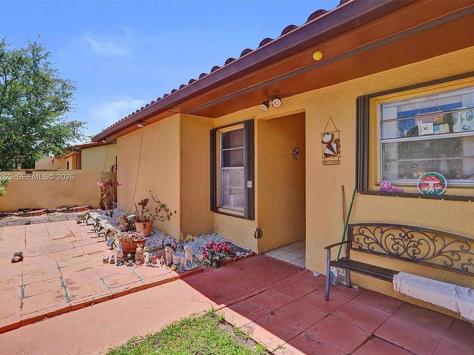 1st image of 8618 SW 148th Pl