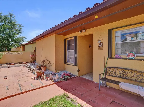 8618 SW 148th Pl, Miami, FL 33193