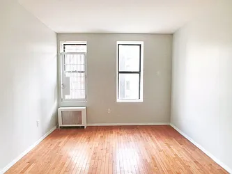 Rented by Ledvech Group