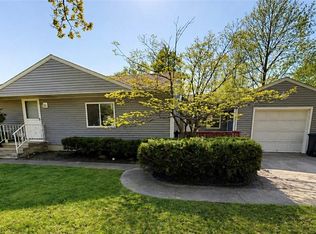 1015 Westshore Dr, Ashtabula, OH 44004