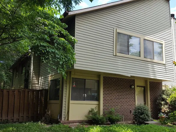 10699 Spring Oak Ct, Burke, VA 22015