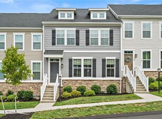 105 Moyer Hill Dr, Cranberry Township, PA 16066