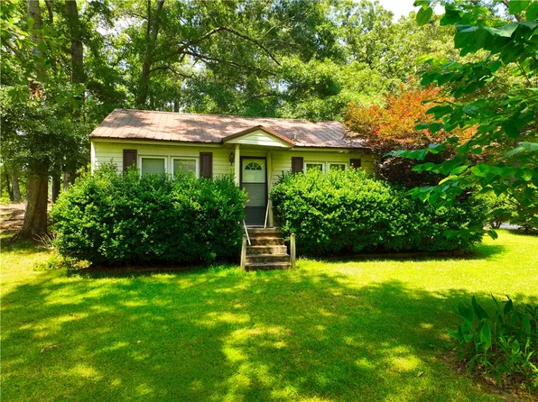 1198 Mize Rd, Belton, SC 29627