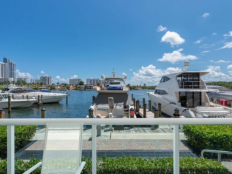 400 Sunny Isles Blvd #104 — Photo 8