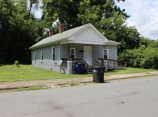 602 Eldora St, Winston Salem, NC 27105