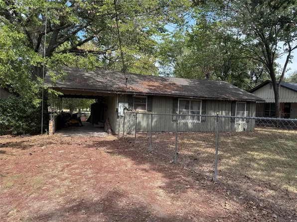 167 Club Park Ct, Pt, TX 75472