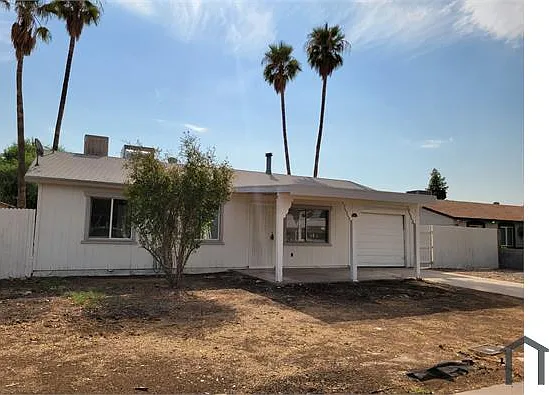 4 bed, 1400 sqft, $1,900 — Photo 3