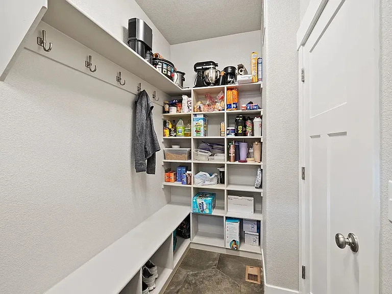 3628 Blue Feather Trl — Photo 9