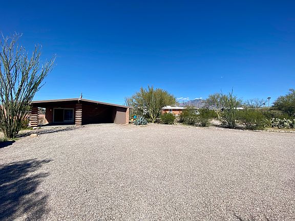 2nd image of 1640 W Placita Barranca