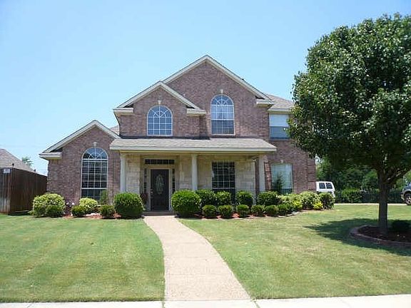 2nd image of 2509 Cambridge Dr