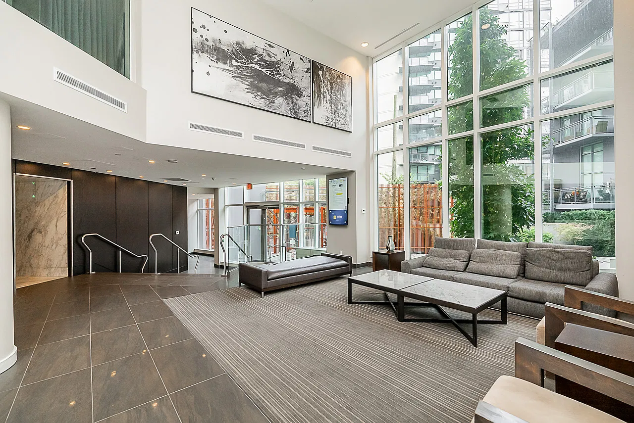 1 bed, 555 sqft, $3,000 — Photo 3