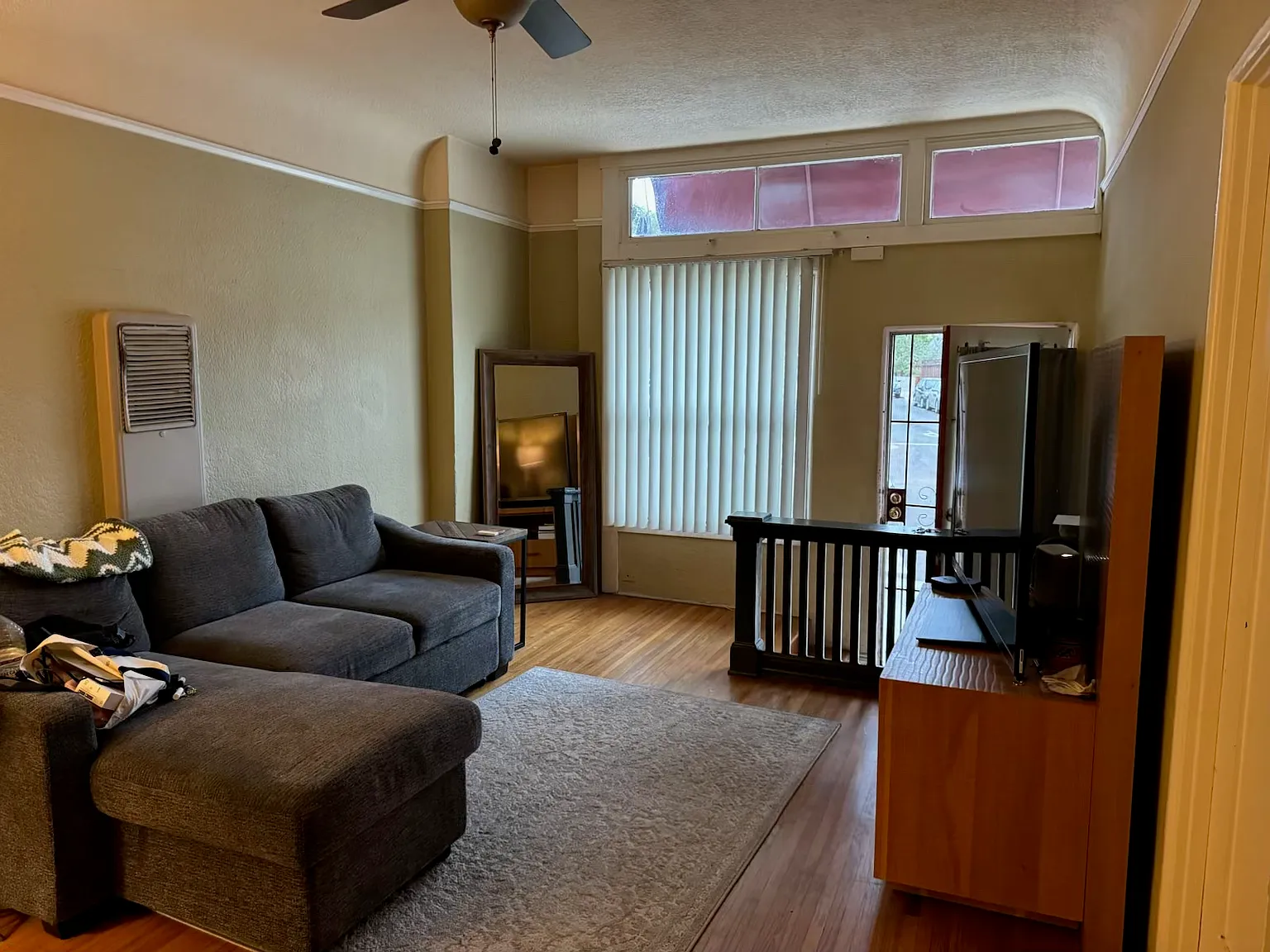 2 bed, 811 sqft, $2,750 — Photo 1