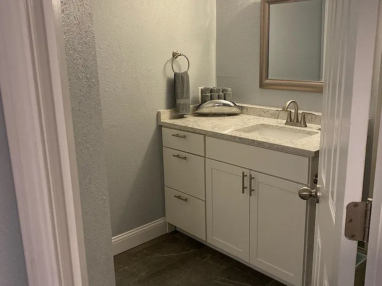 18333 Roehampton Dr #915 — Photo 8
