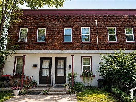 2nd image of 628 Wayne St APT 3