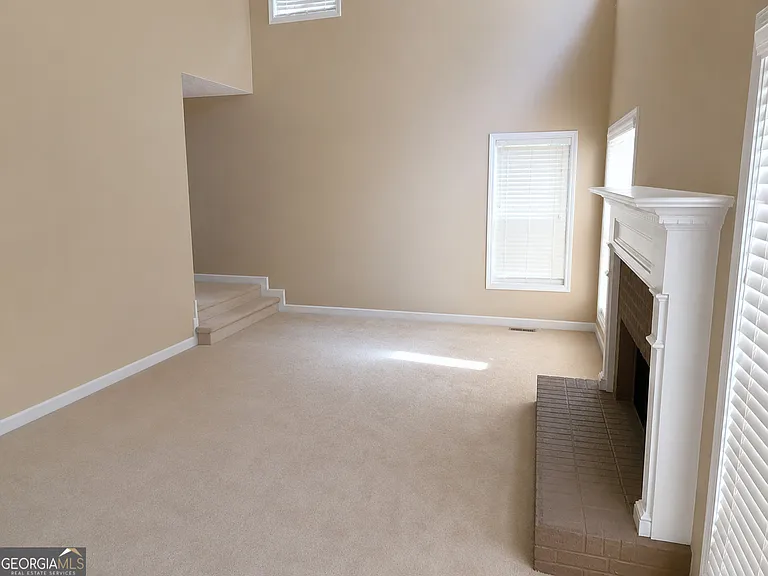 825 Stoneglen Ct — Photo 7