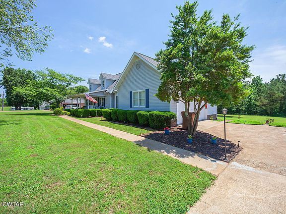 4th image of 135 Meadow Dr