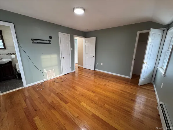 13012 178th St, Jamaica, NY 11434