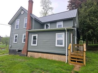 153 W Dezeng St, Clyde, NY 14433