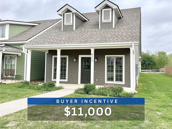 823 NE Heights Ln, Bentonville, AR 72712