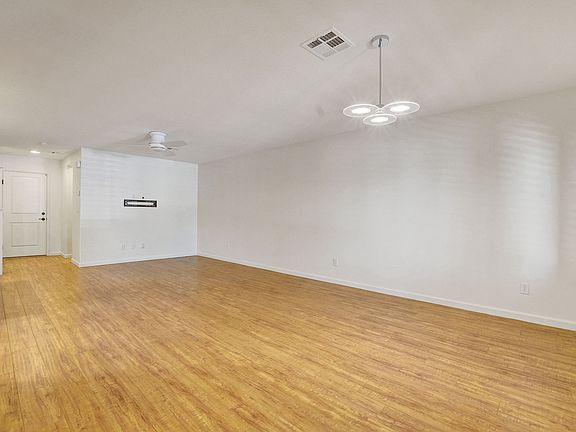 3093 Camino Sereno Ave_04_05122023