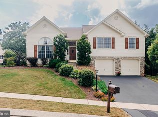 40 Scarlet Oak Dr, Etters, PA 17319