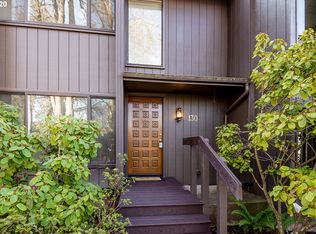 130 Westbrook Way, Eugene, OR 97405
