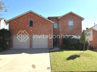 6104 Shad Dr, Fort Worth, TX 76179