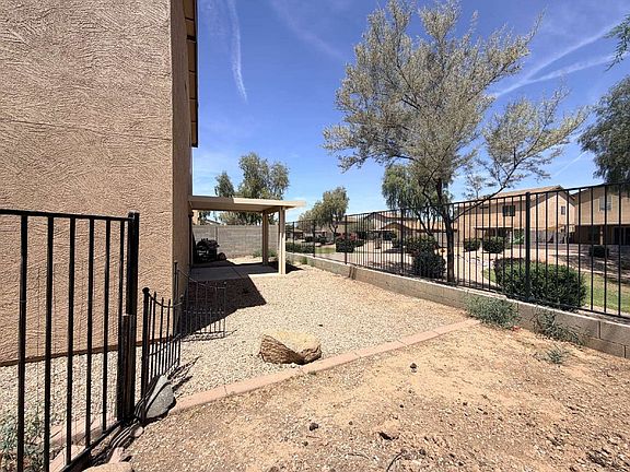 3rd image of 2344 E Meadow Creek Way