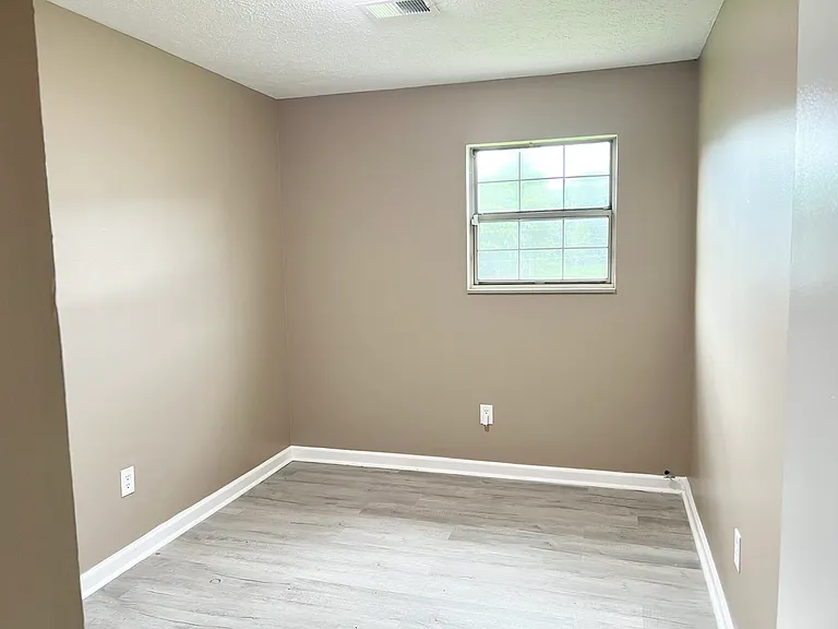 1420 Kingswood Way #1 — Photo 13