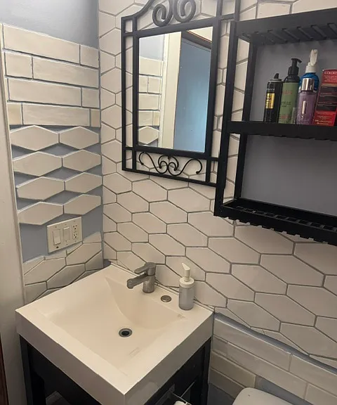 2717 Girard Ave S #201 — Photo 39