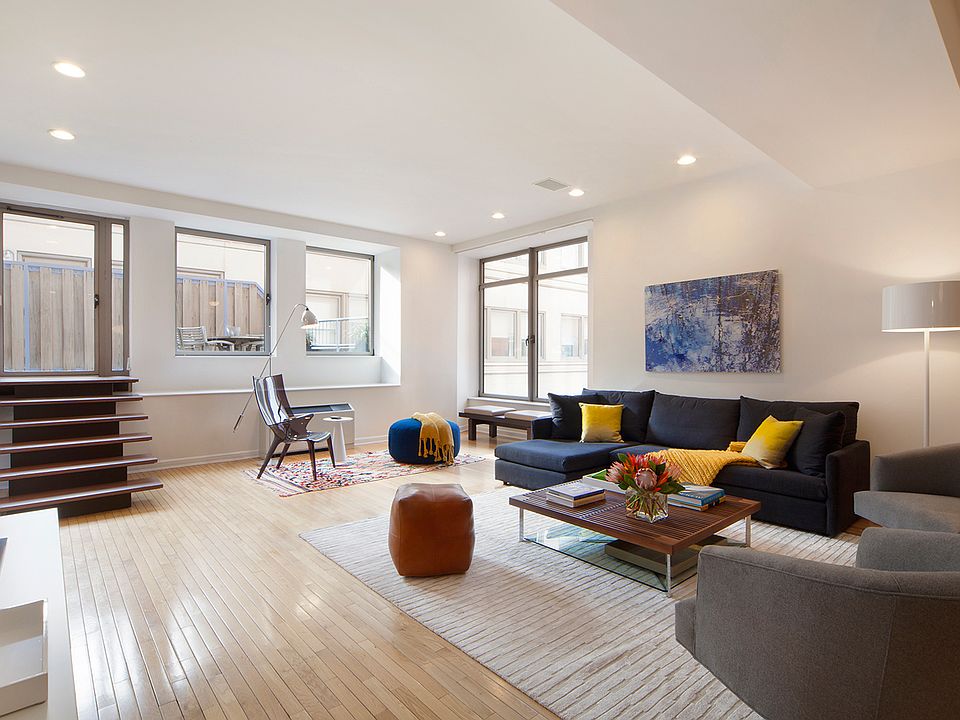 1st image of 252 7th Ave APT 14A