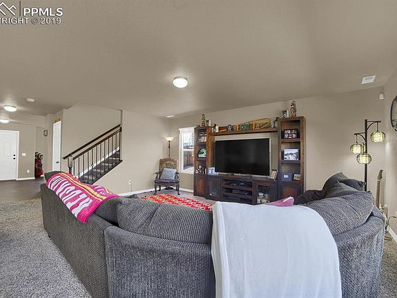 3rd image of 10727 McGahan Dr