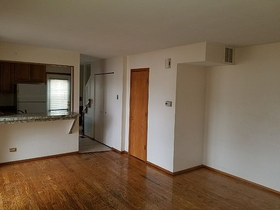 3rd image of 2670 Waterford Ct #2670