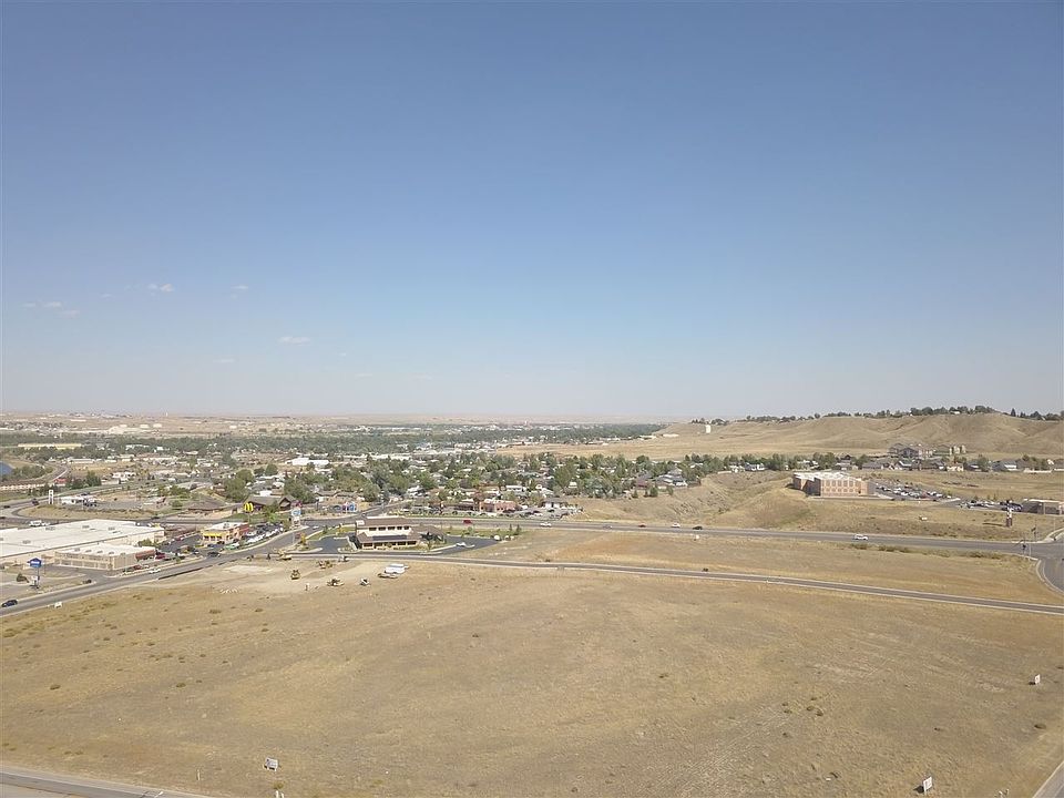 1st image of 3325 Aerie Dr