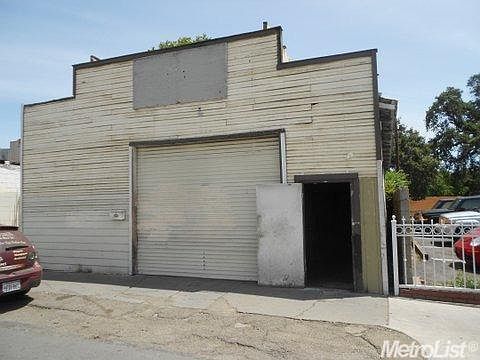 1st image of 982 Waterloo Rd