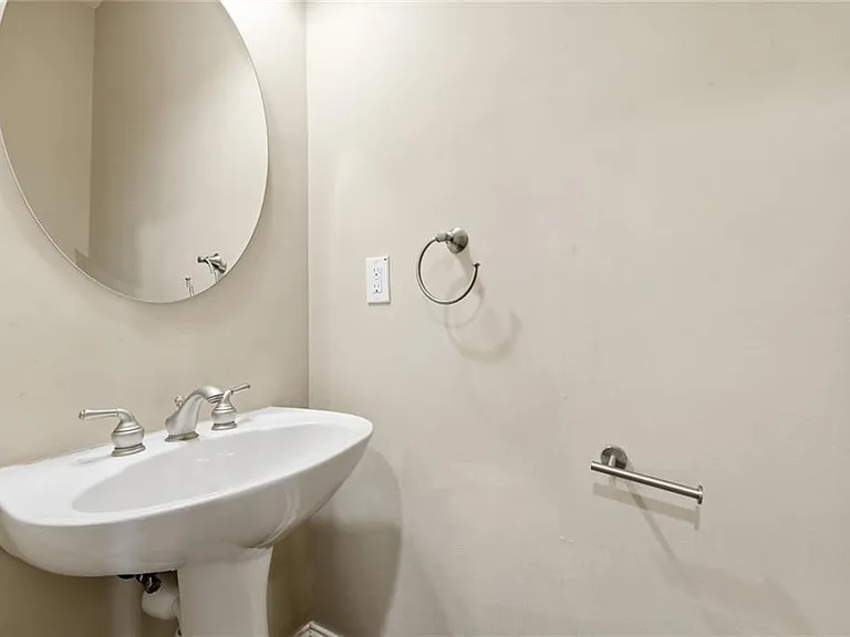 9040 Woodland Trl — Photo 25