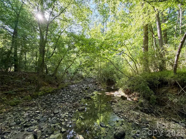 6244 Oakridge Rd, Clover, SC 29710