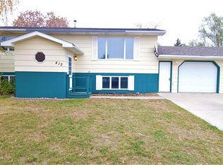 412 Church St, Ray, ND 58849