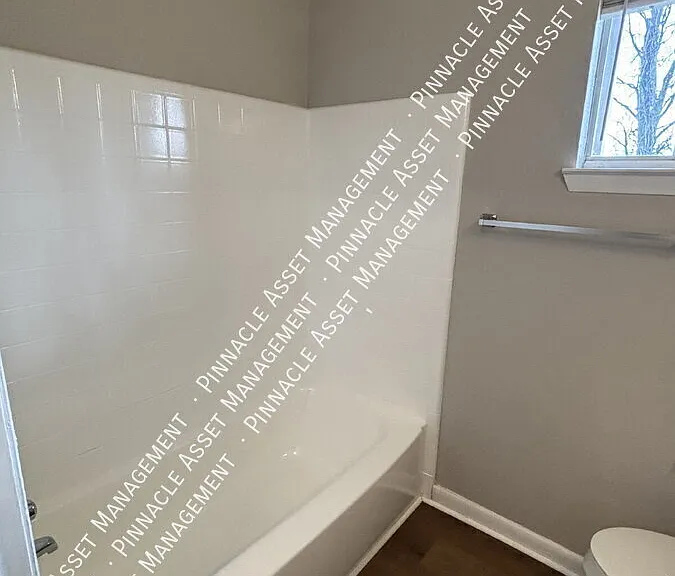 208 Valley View Ave #2 — Photo 11