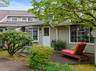 13775 SW Scholls Ferry Rd APT 204, Beaverton, OR 97008