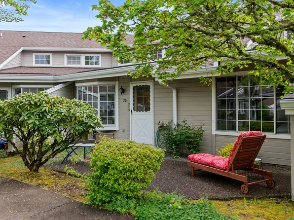 13775 SW Scholls Ferry Rd APT 204, Beaverton, OR 97008