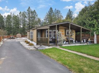 40252 N Sunset Dr, Loon Lake, WA 99148