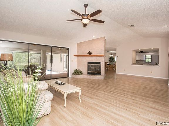 4th image of 5790 W Pawnee Dr E