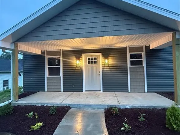 2602 Faraon St, Saint Joseph, MO 64501