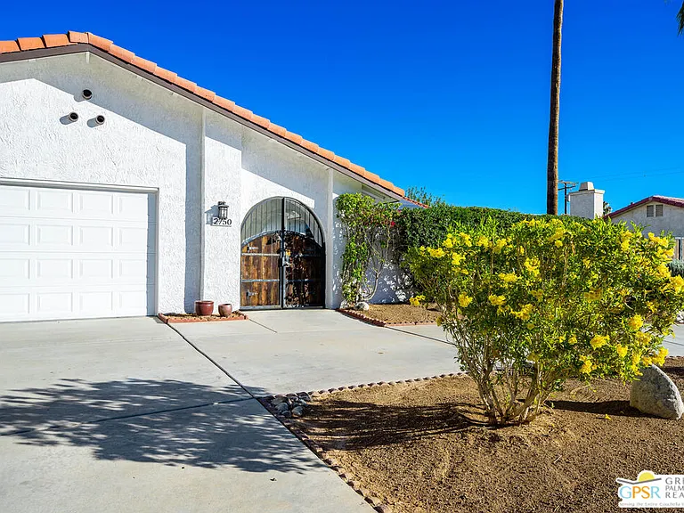 2750 E Vincentia Rd — Photo 9