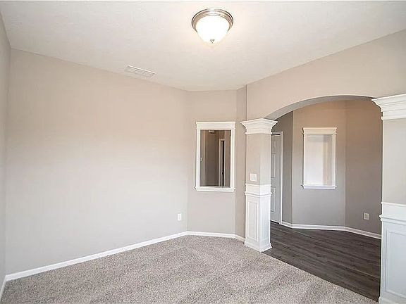 4th image of 18376 Burton Way
