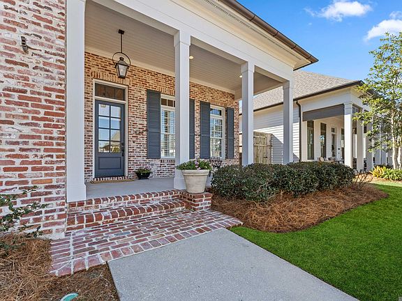 3rd image of 3122 Veranda Square Ave