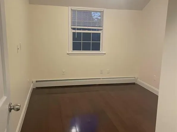 119-30 Poppenhusen Avenue image 7 of 9